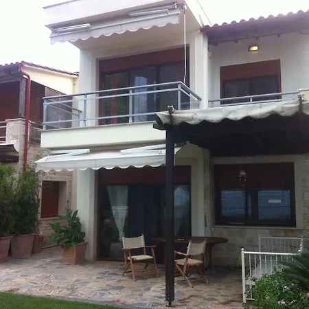 Angelikis House *