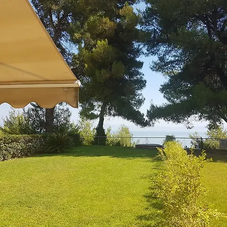 Сasa de vacaciones Angelikis House