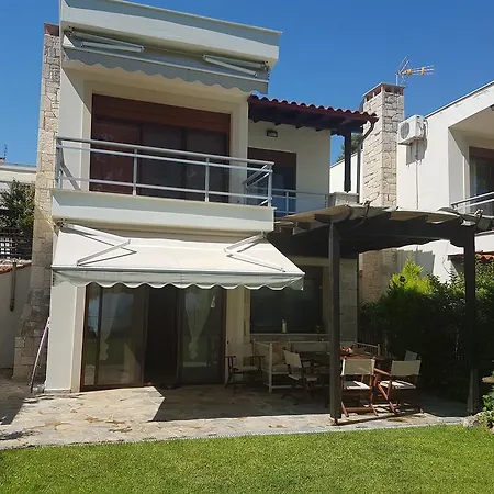 Angelikis House *